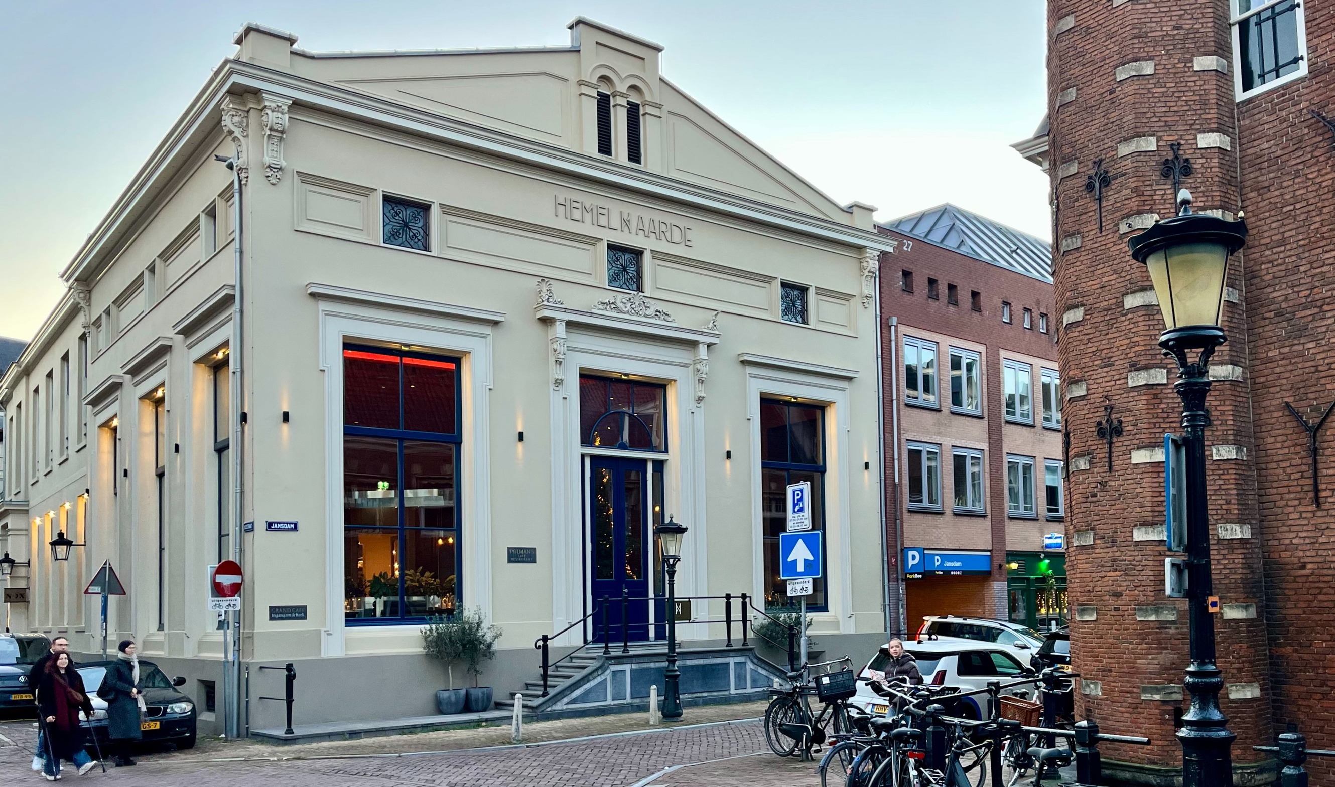 Chef van Hemel & Aarde ontpopt zich als specerijenkoning