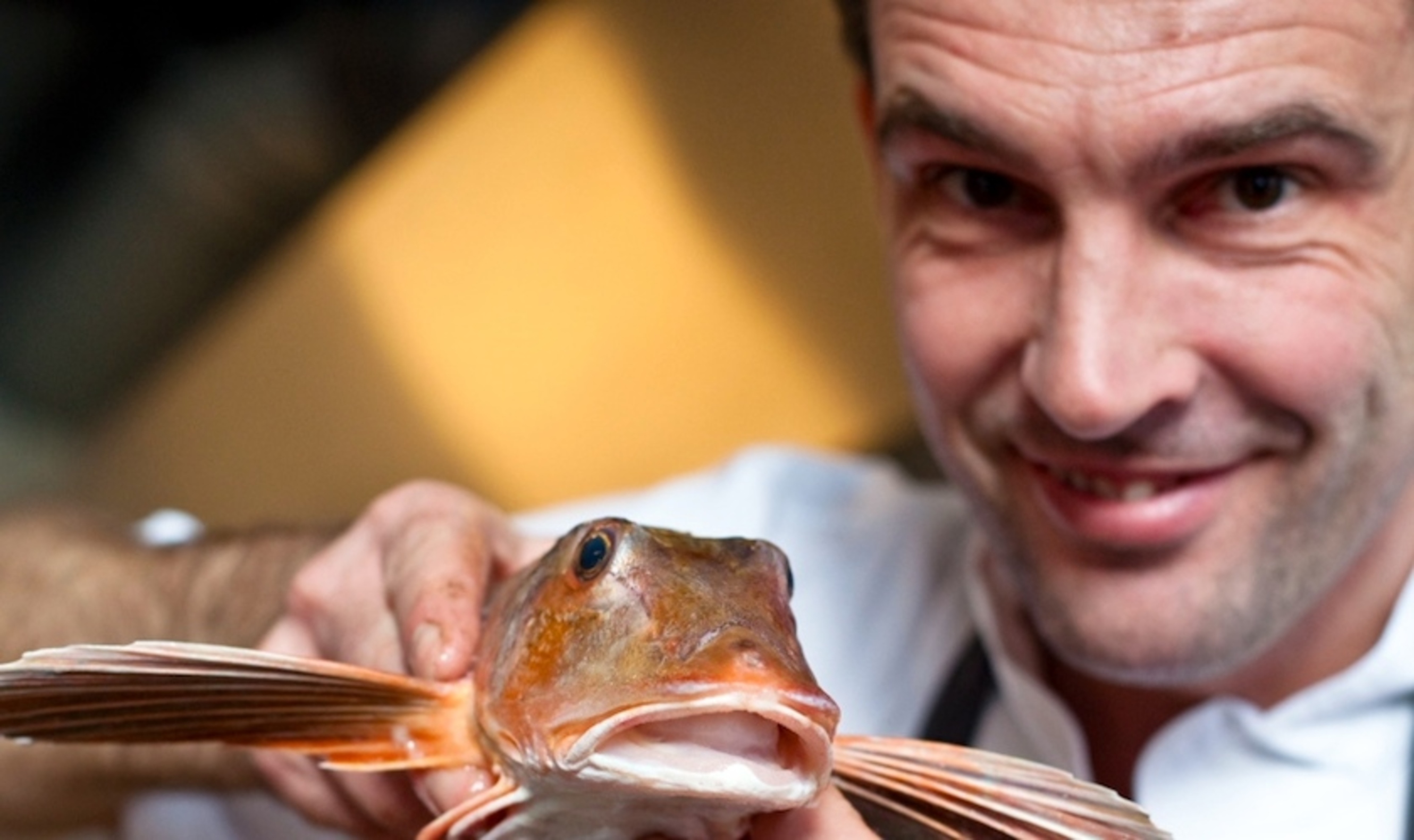 Comedy night bij De Machinist: eten, dan lachen