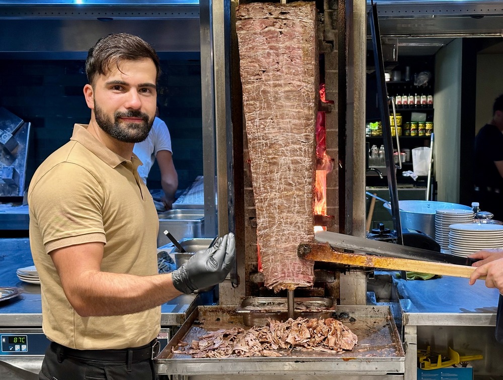 Bij Harbii Döner eet je döner zoals het ooit bedoeld was door de Turken