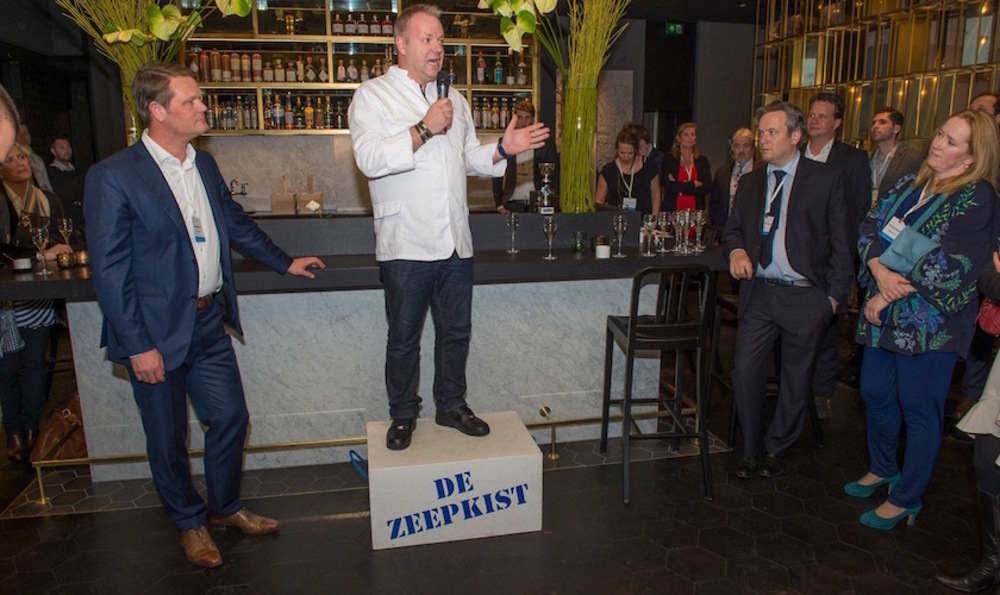Bij Joelia gaat het altijd over lekker eten, soms over geld