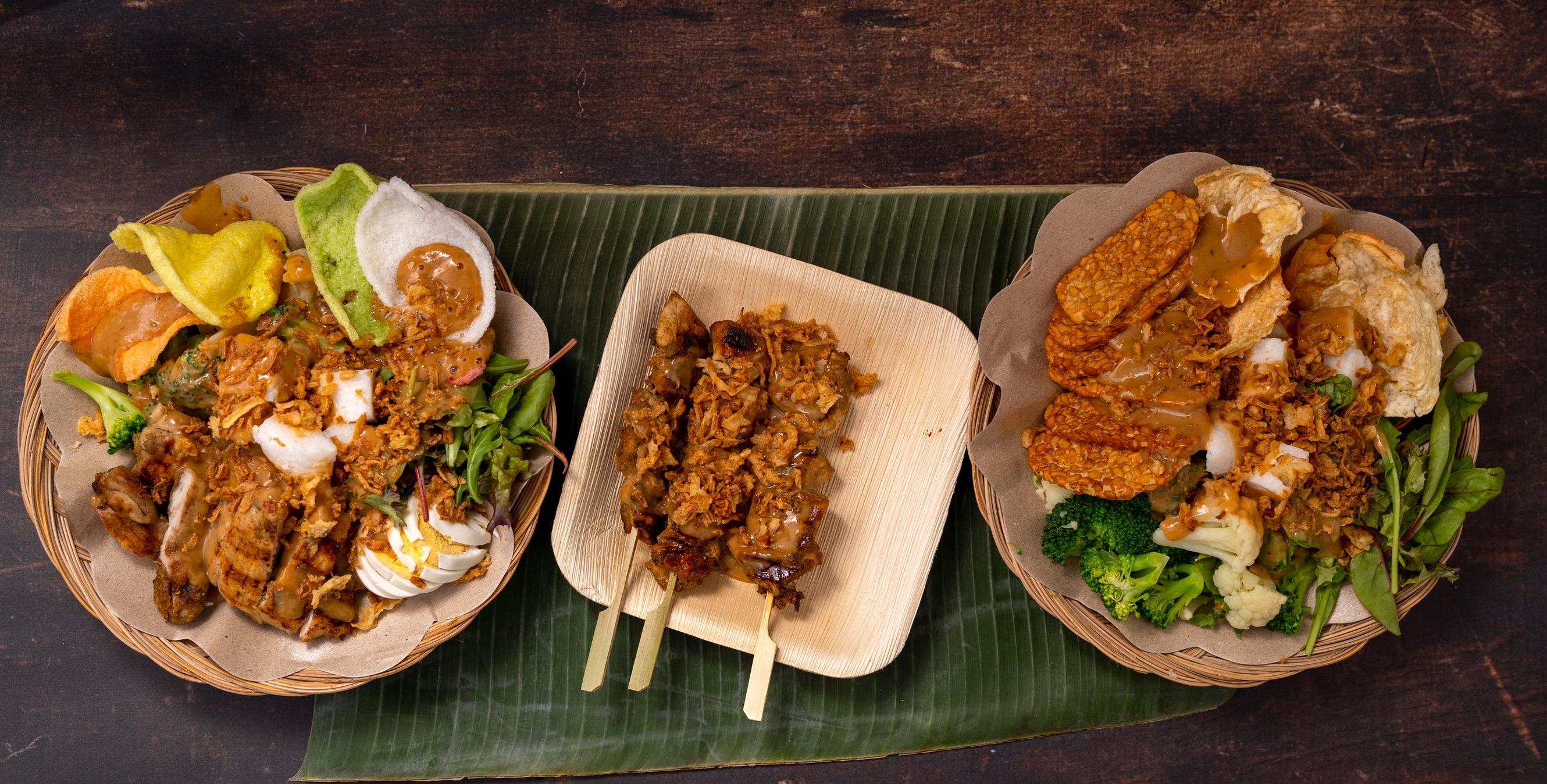 Molukse familiegerechten in een bowl bij Taste of Maluku