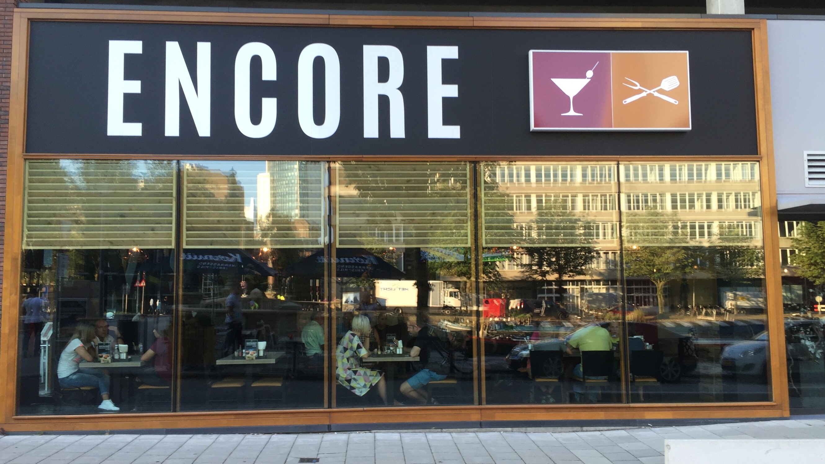 haat Ophef zonnebloem DinnerDinsdag: Amerika in het klein bij Encore Bar & Grill - De Buik van  Rotterdam