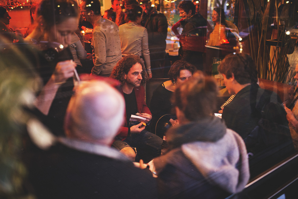 Café Bakeliet: dj-café, platenzaak en huiskamer in Rotterdam-West