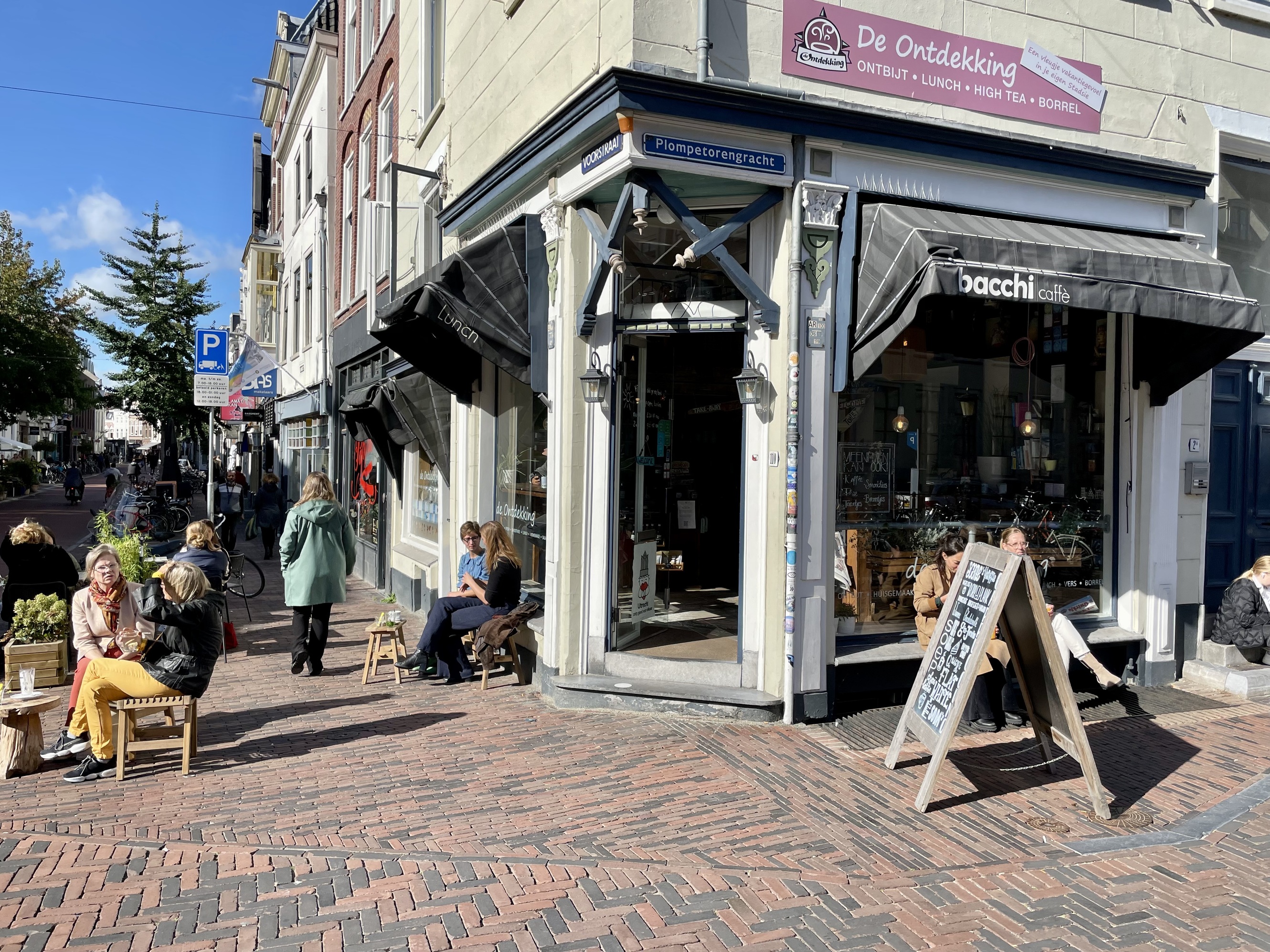 De Ontdekking: prettig vakantiesfeertje in de Voorstraat