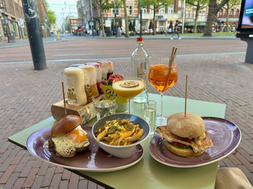 Een en al geluk en burgers bij Hans im Glück