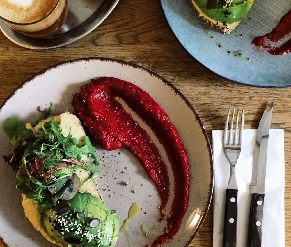 Nieuwe brunchhotspot: Berlijns concept Factory Girl nu ook in de Pijp