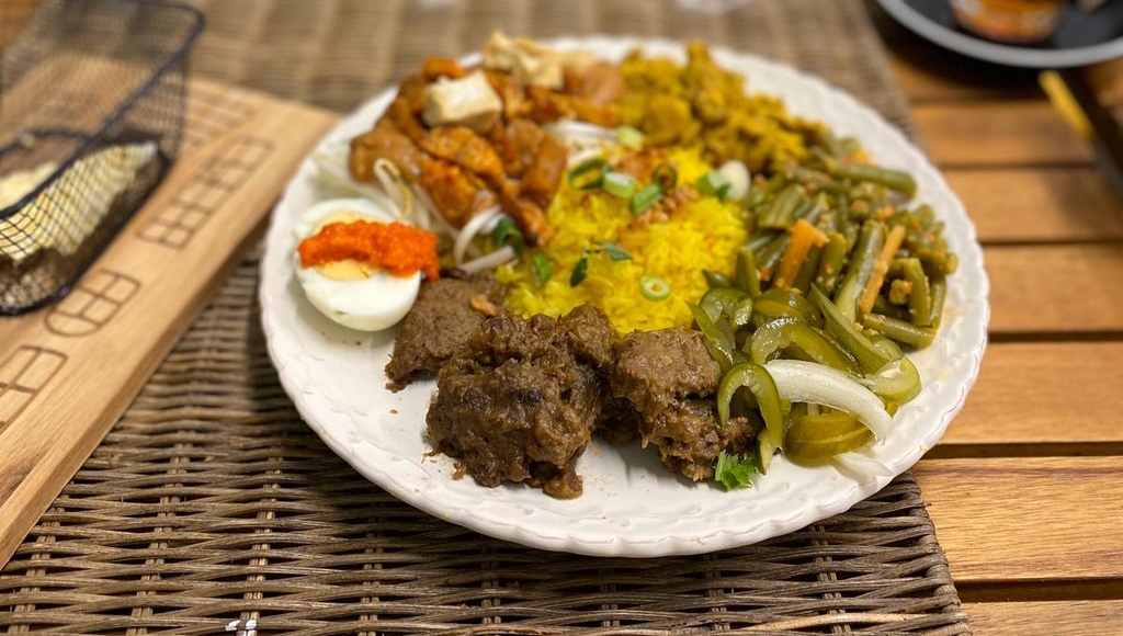 De Indische keuken in Rotterdam: podcast met Ap Halen, Paul Toorop, Jeff Solo en Gijsbregt Brouwer