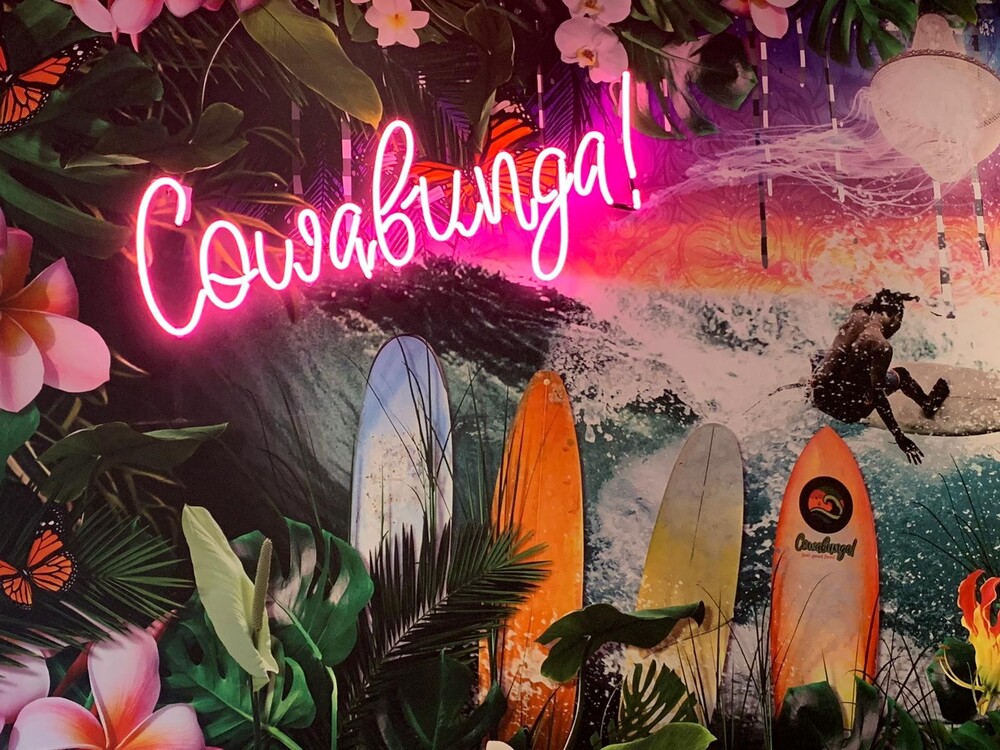 Cowabunga: Surfer vibes naar de Witte de Withstraat