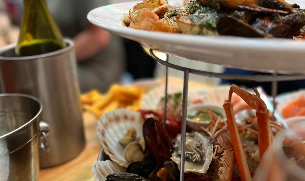 Luxe en vriendelijke vismarkt in de Pijp: The Seafood Bar