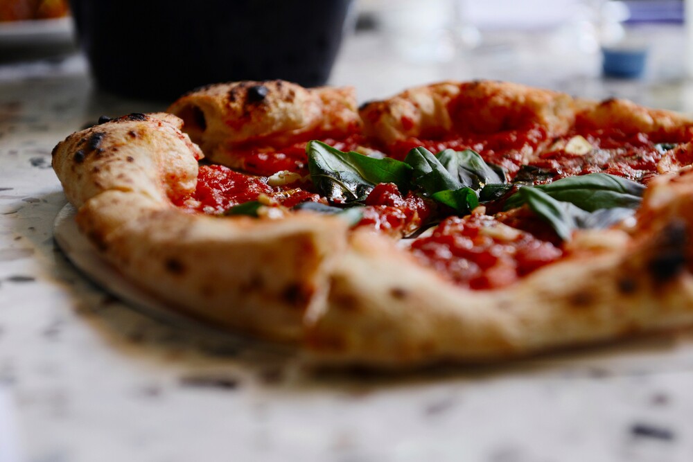 Voordelig 3-gangenmenu met OVMiles bij Old Scuola: plezierige pizzastress