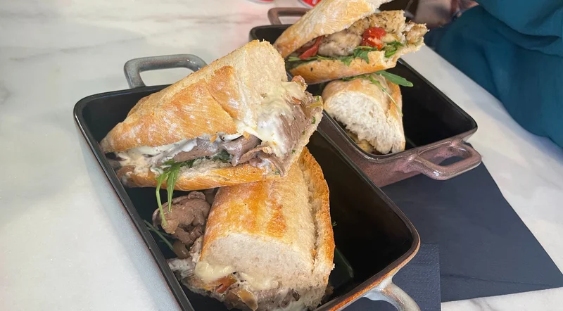 Mozzarella-lovers opgelet: La Mozza is weer open - De Buik van Rotterdam