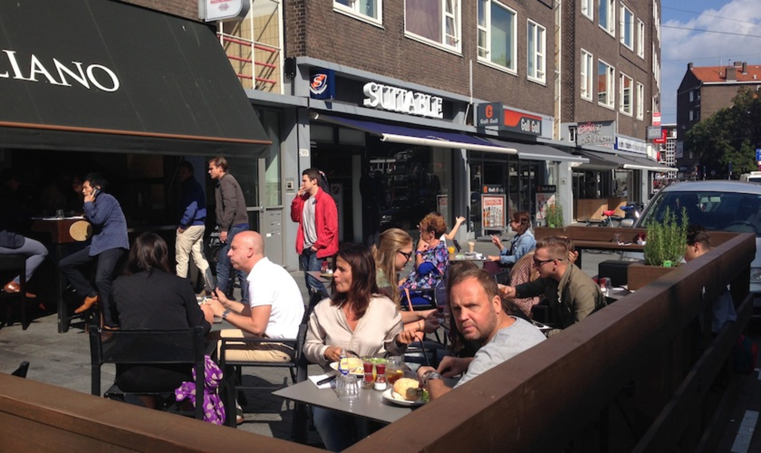 Terrasvlonders in de stad geven vakantiegevoel