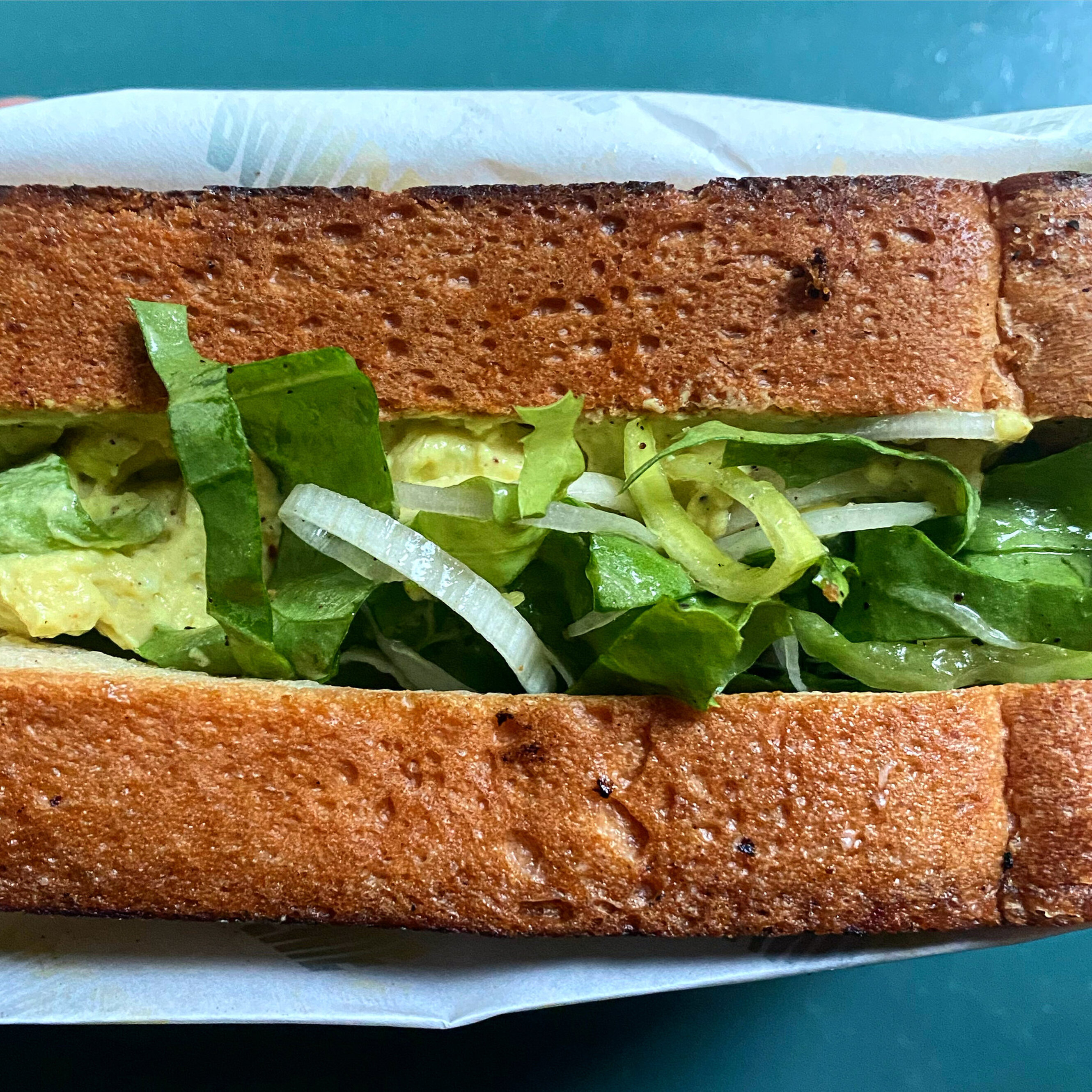 Haal je gerechten af tijdens de horecasluiting: lunch in Amsterdam
