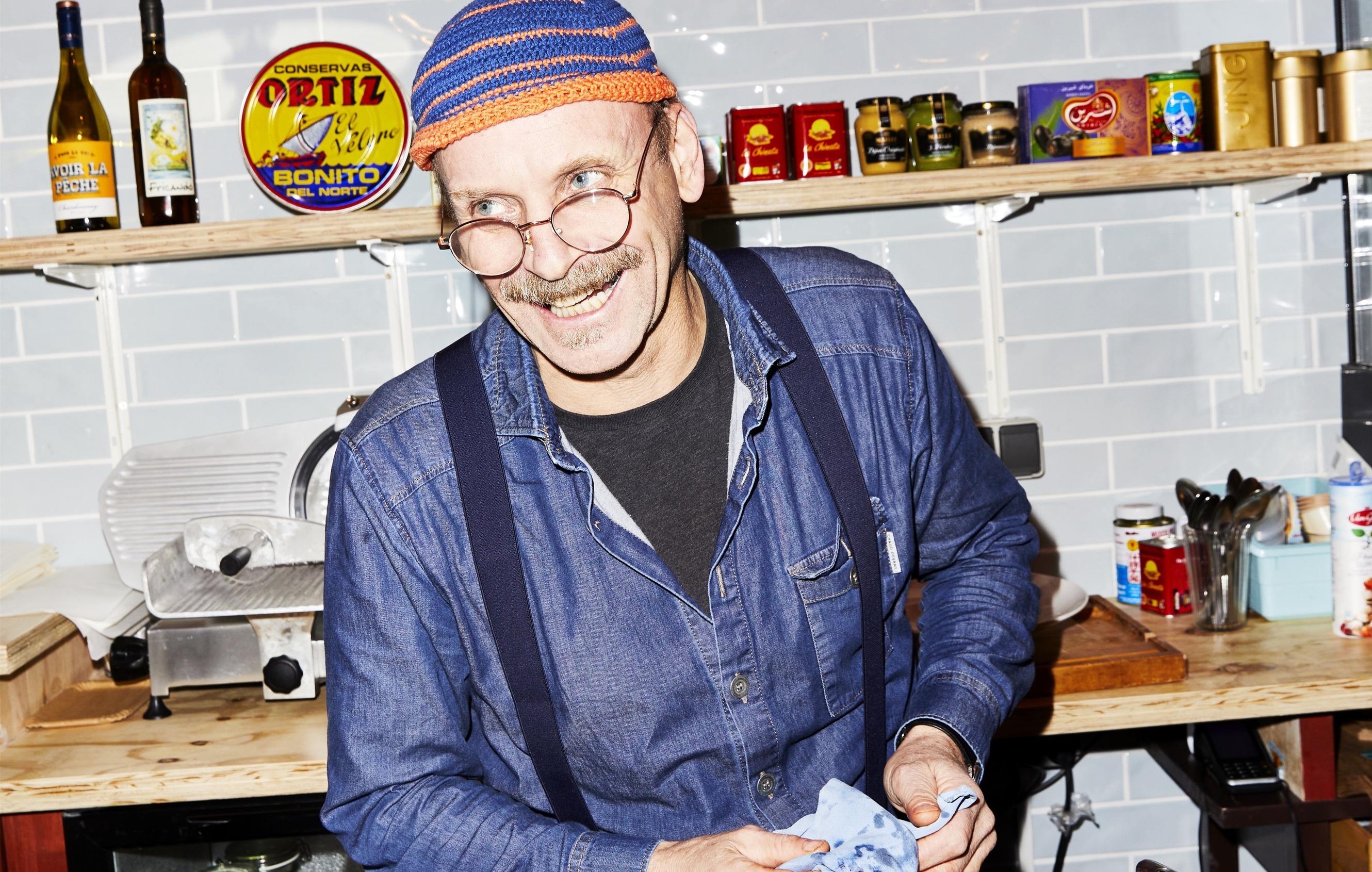 Café Marseille: cult-chef Derk Jan Wooldrik op de bres voor gerechten uit havensteden