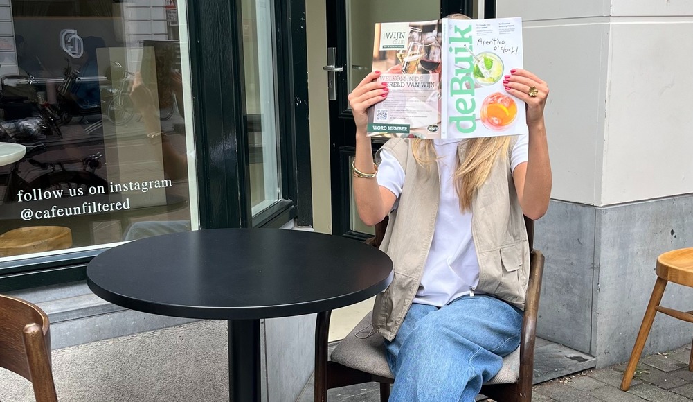 Winactie: waar lees jij de Buik Magazine deze zomer?