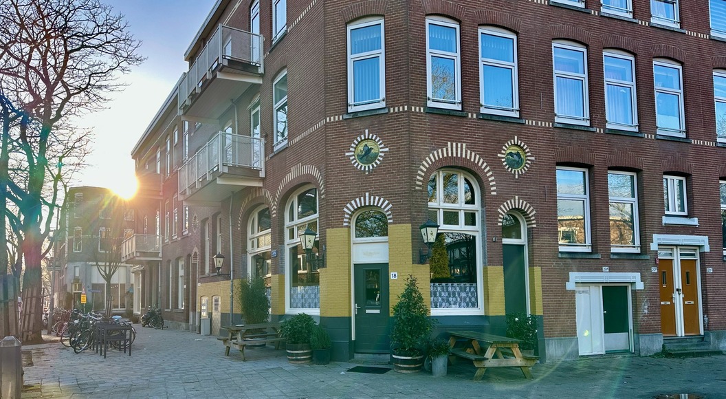 Café de Kloeg: een modern buurtcafé met een knipoog naar vroeger