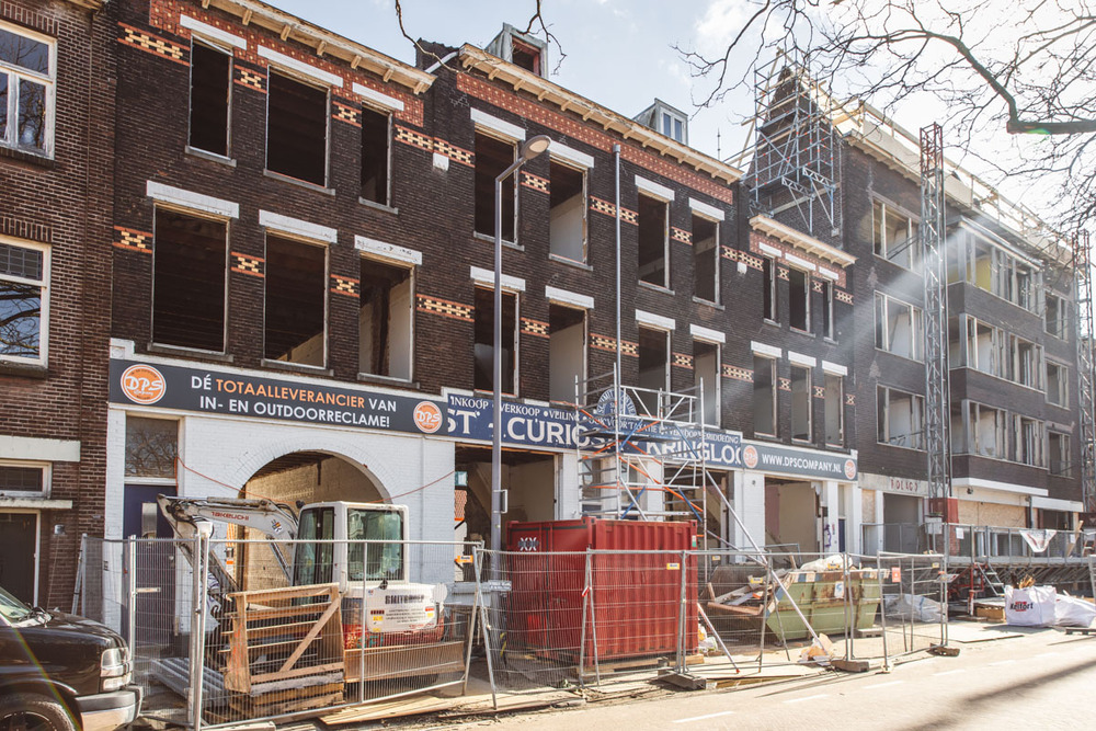 Man Met Bril Koffie krijgt een nieuw montuur: koffiehotel opent in Crooswijk