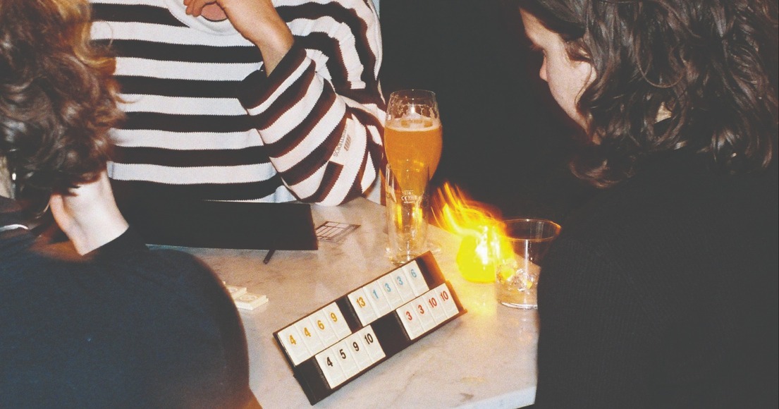 Maandag is het nieuwe vrijdag bij de Rummiklub van De Gele Kanarie
