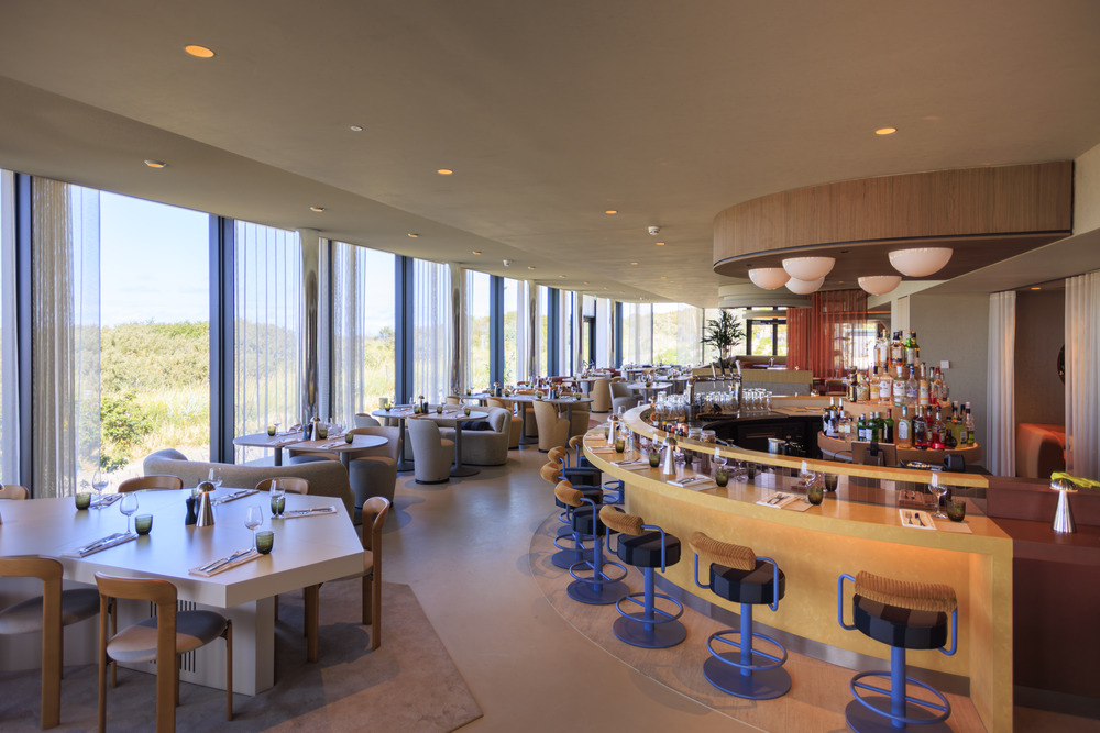 Nomon: nieuw tussen duinen en strand van Scheveningen