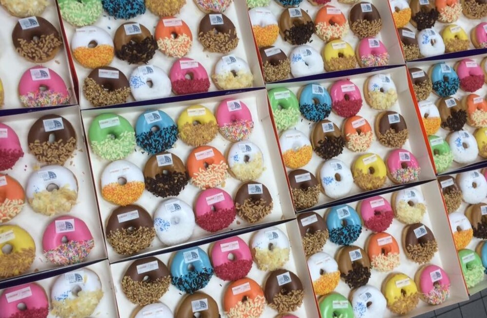 Stap uit bij Beurs voor Donuts & Bagels