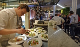 Ballroom verrast met kerst: menu zonder ballen, mét gin