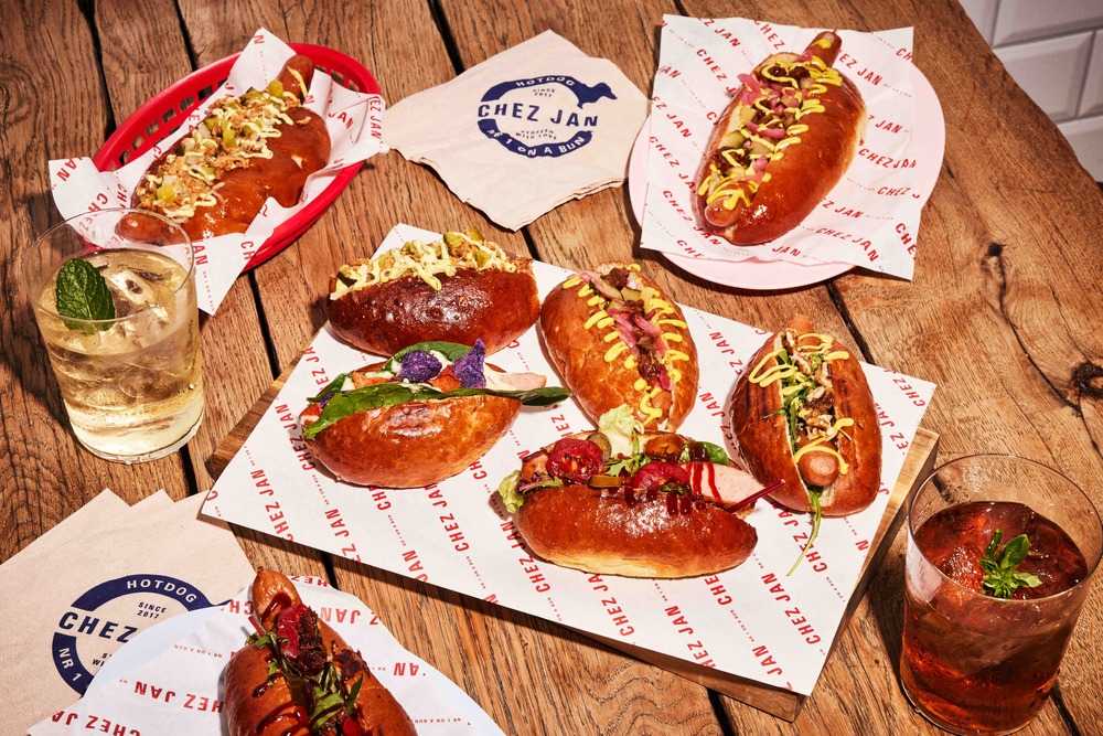 Chez Jan komt met haar hotdogs naar Rotterdam Centraal