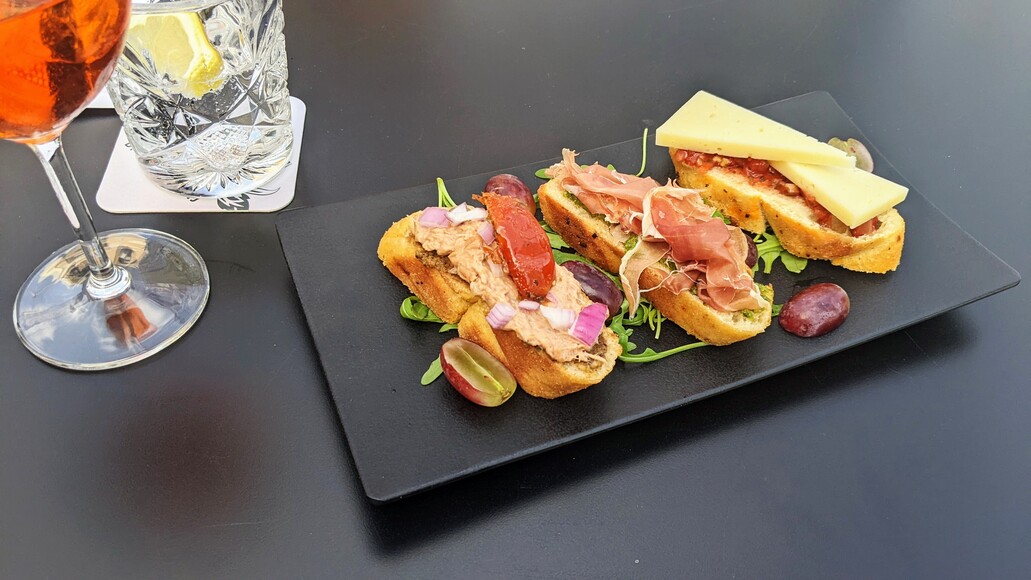 Eetcafé Facet zorgt voor de zomer op je bord