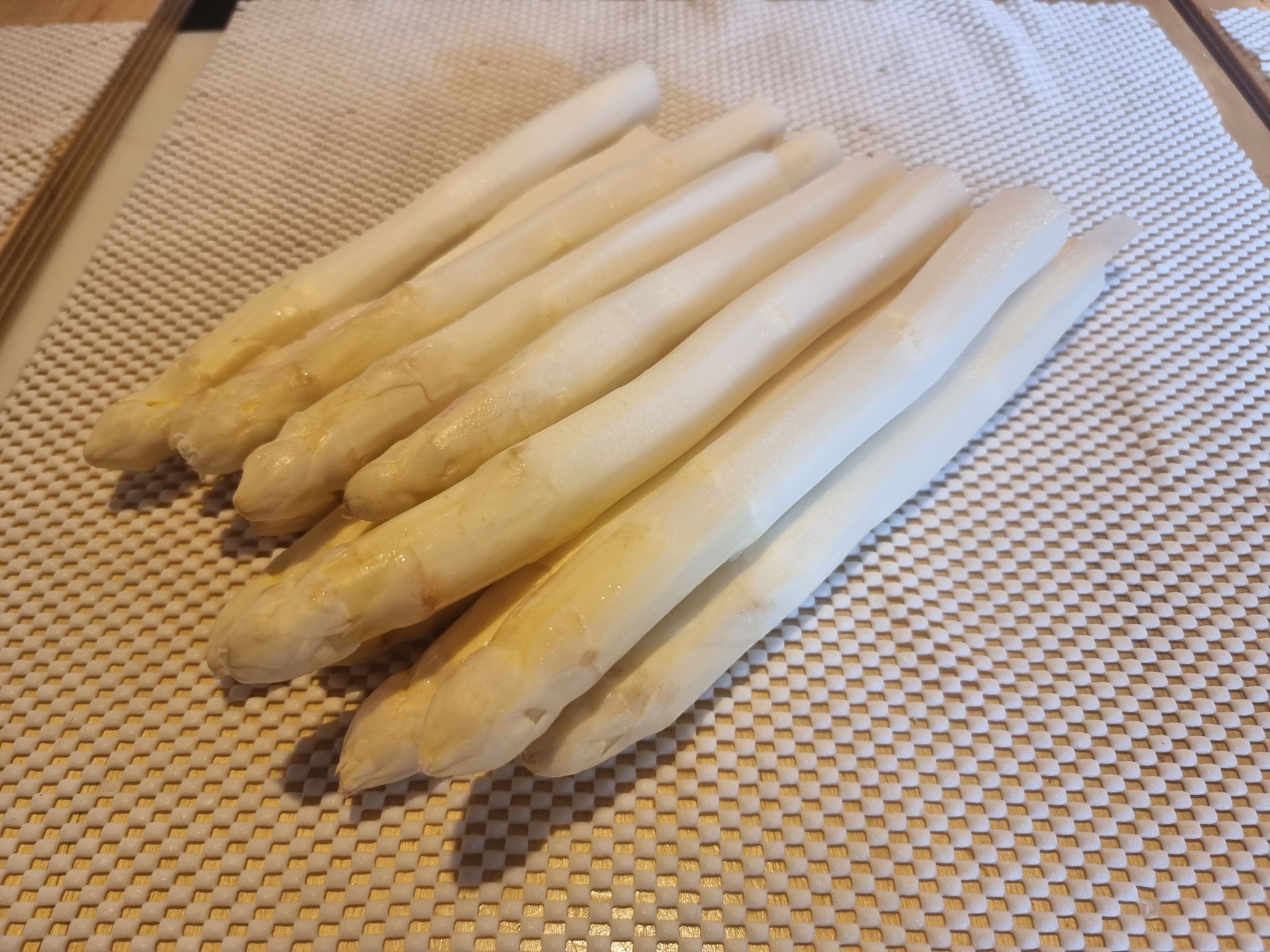 5 x even anders asperge eten  & drinken