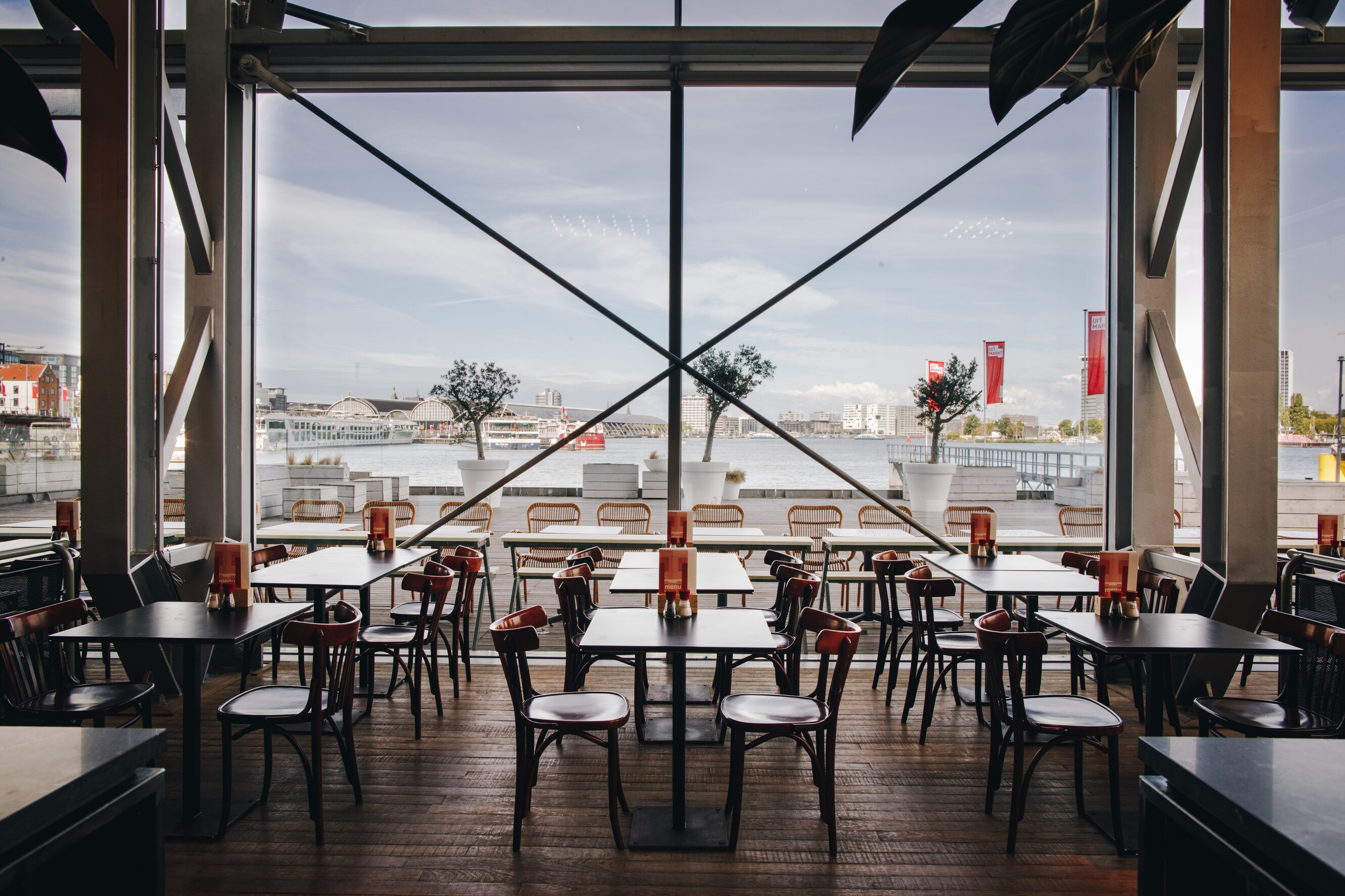 4'33 grand café