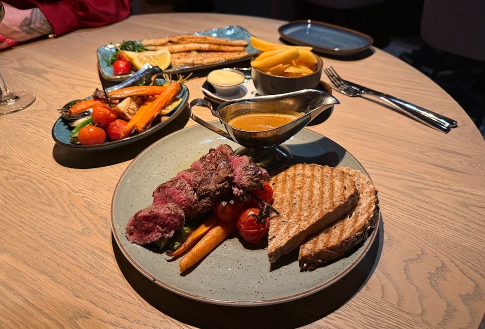 Brasserie de Schie: een frisse spot aan de waterkant met Scheveningse flair