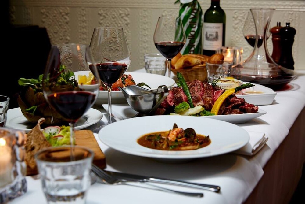 On va manger: 14x bistro, auberge, cafe en restaurant