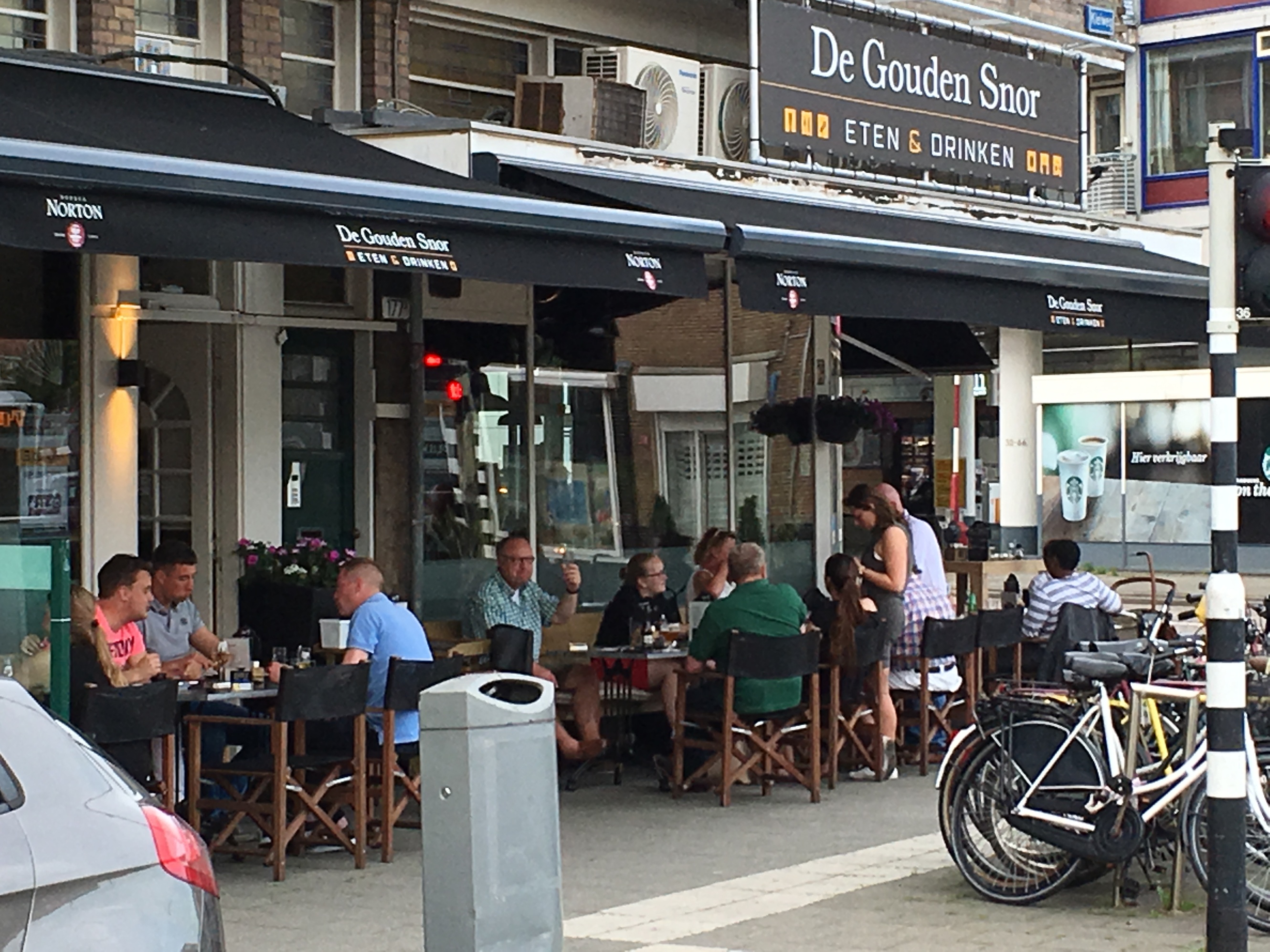 Met RET naar De Gouden Snor voor een voordelig 3-gangen diner