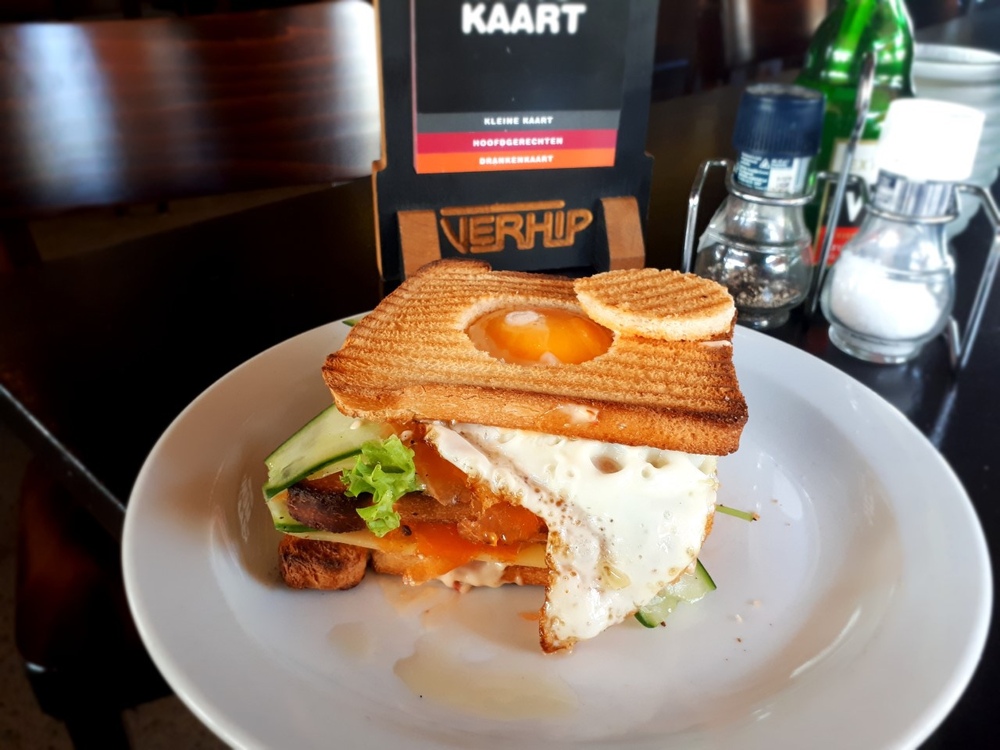 Ouderwetse gezelligheid bij nostalgisch café Verhip