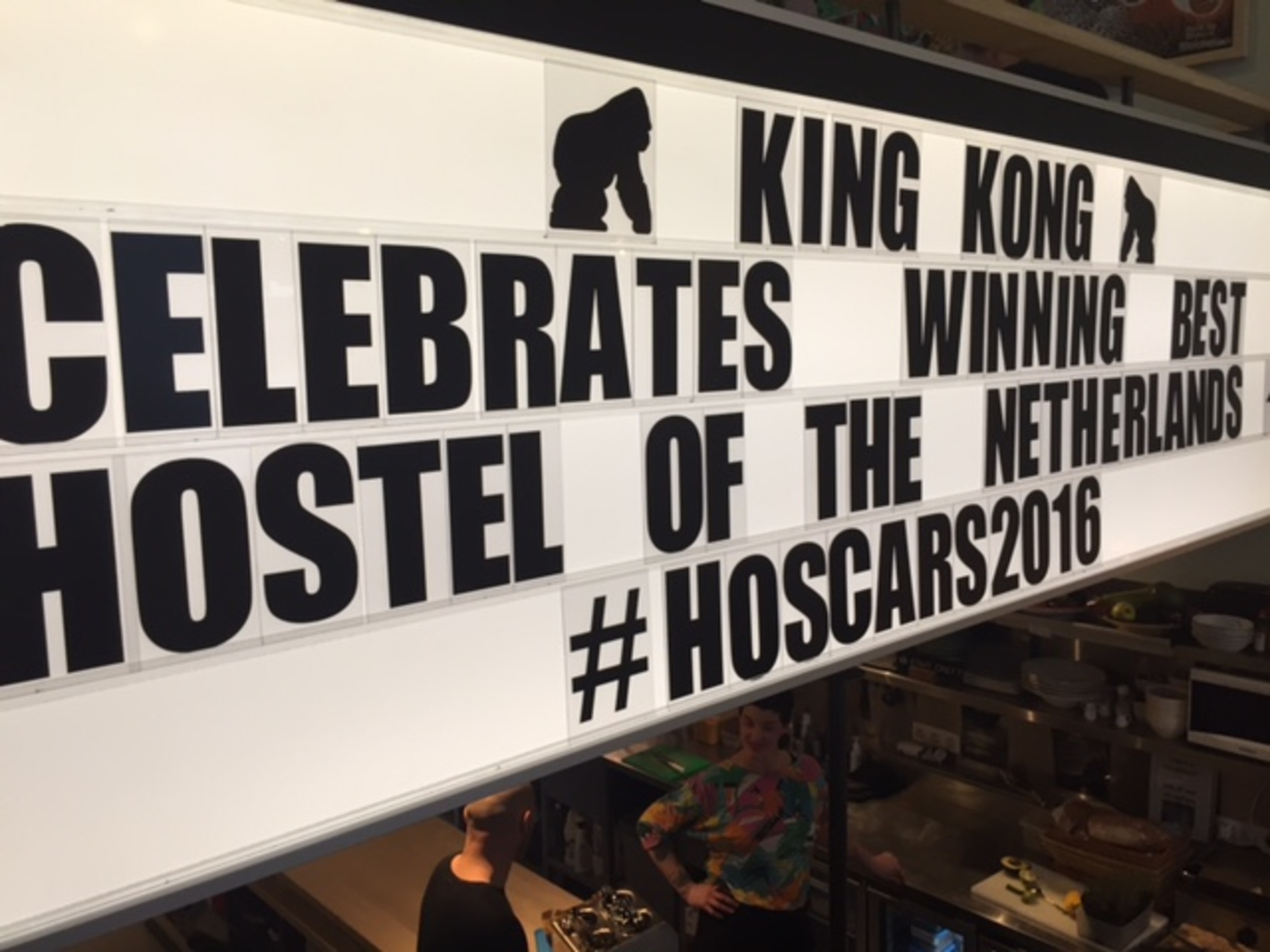 Lekker eten bij King Kong hostel, ook voor de local