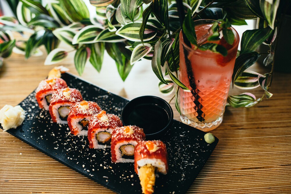 Sushi Amsterdam: 13x sushi-rollend naar huis
