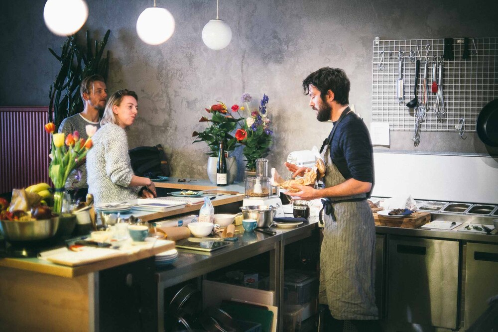 Op de koffie ga je in Utrecht bij de mannen van Koffie Leute