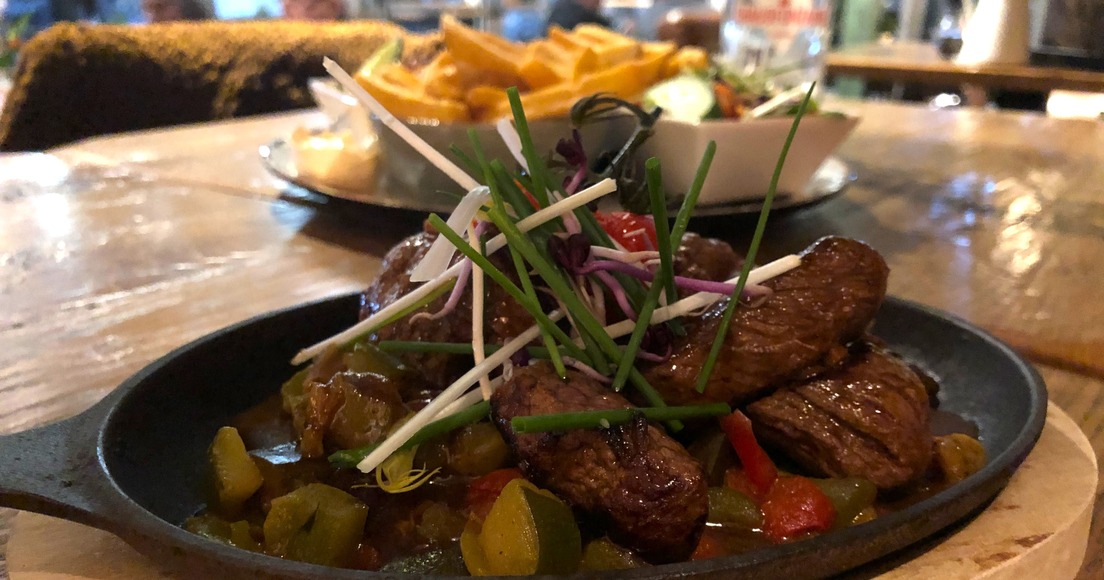 Eten van krijtborden bij eetcafé Otto Hahn