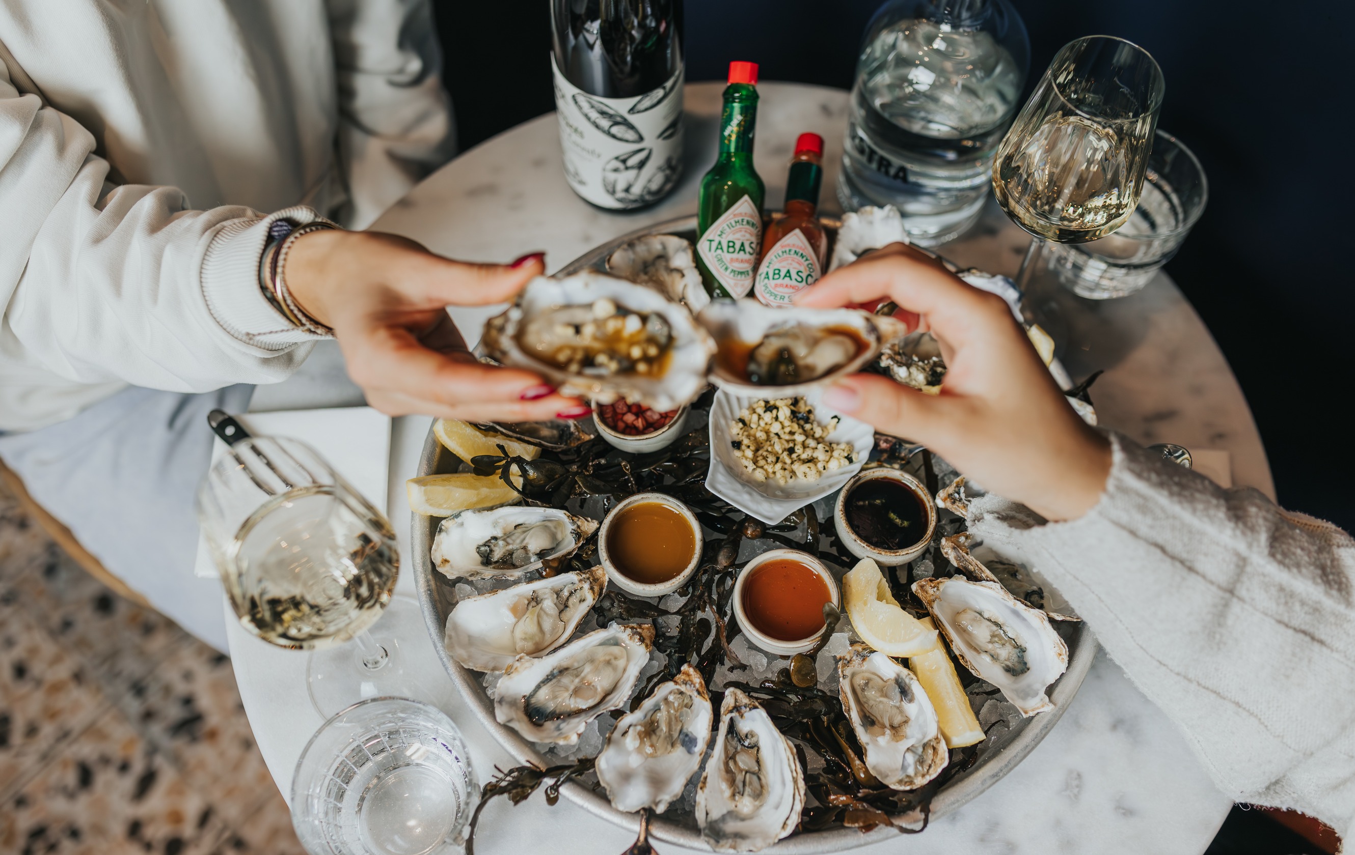 Vinostra Wine & Oysterbar