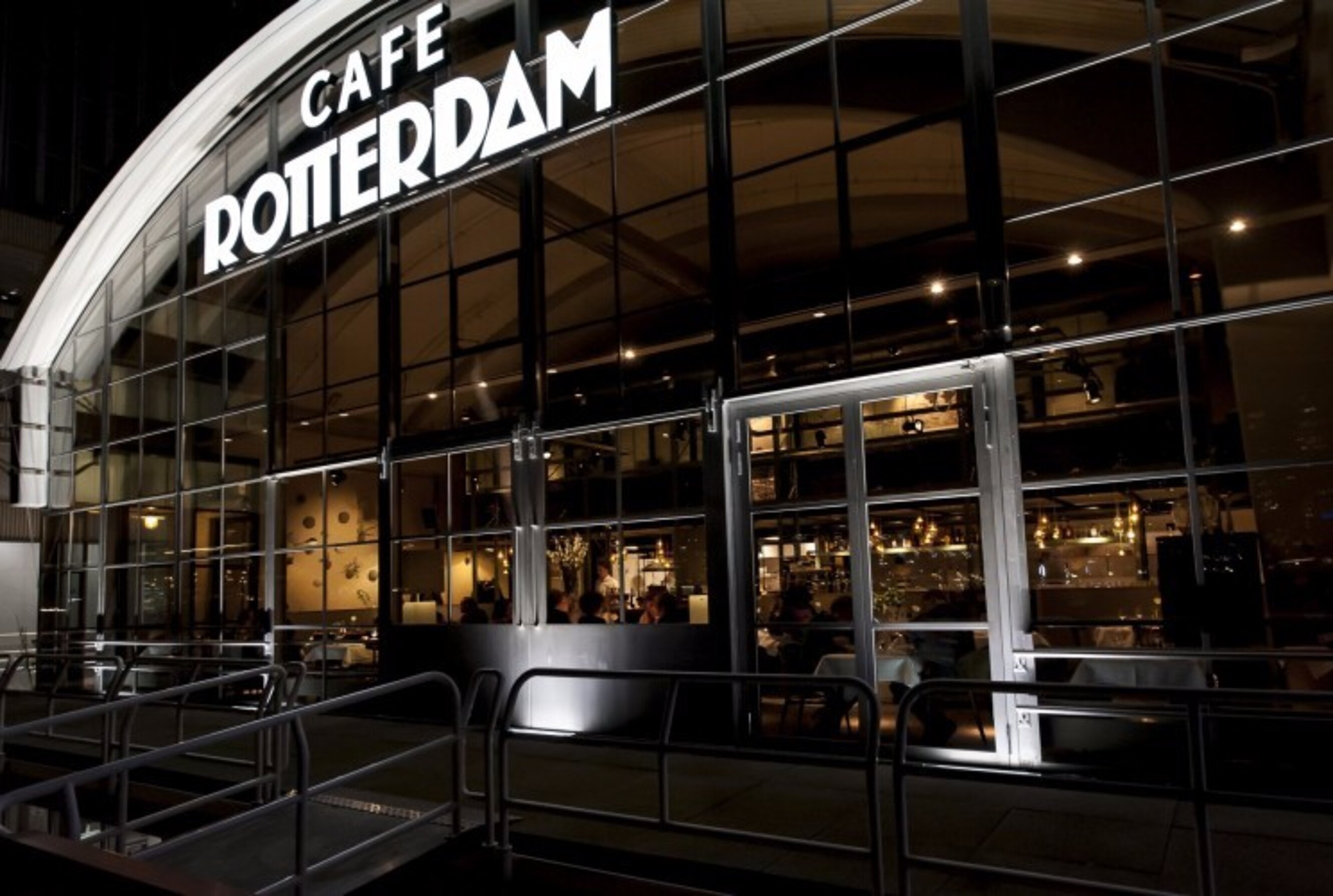 Nieuwe kaart  laatste stap in restyling Café Rotterdam