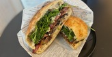cup n crust - de buik van rotterdam-broodje.jpg