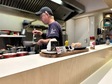 Keuken en bar bij Nikkou Ramen in Delft - de Buik van Rotterdam.jpeg