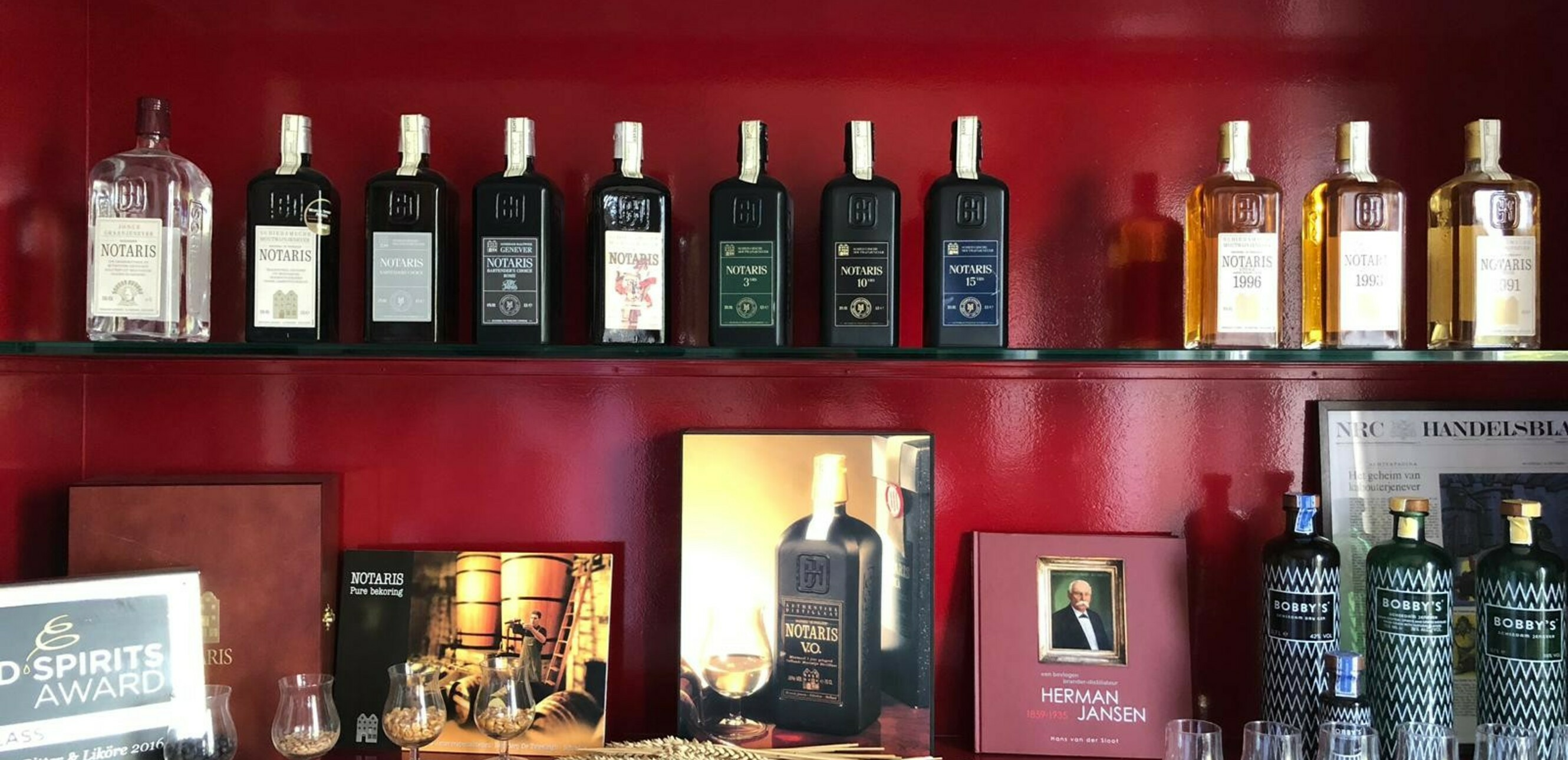Notaris jenever klassiek voorbeeld van de Schiedamse borrel De Buik