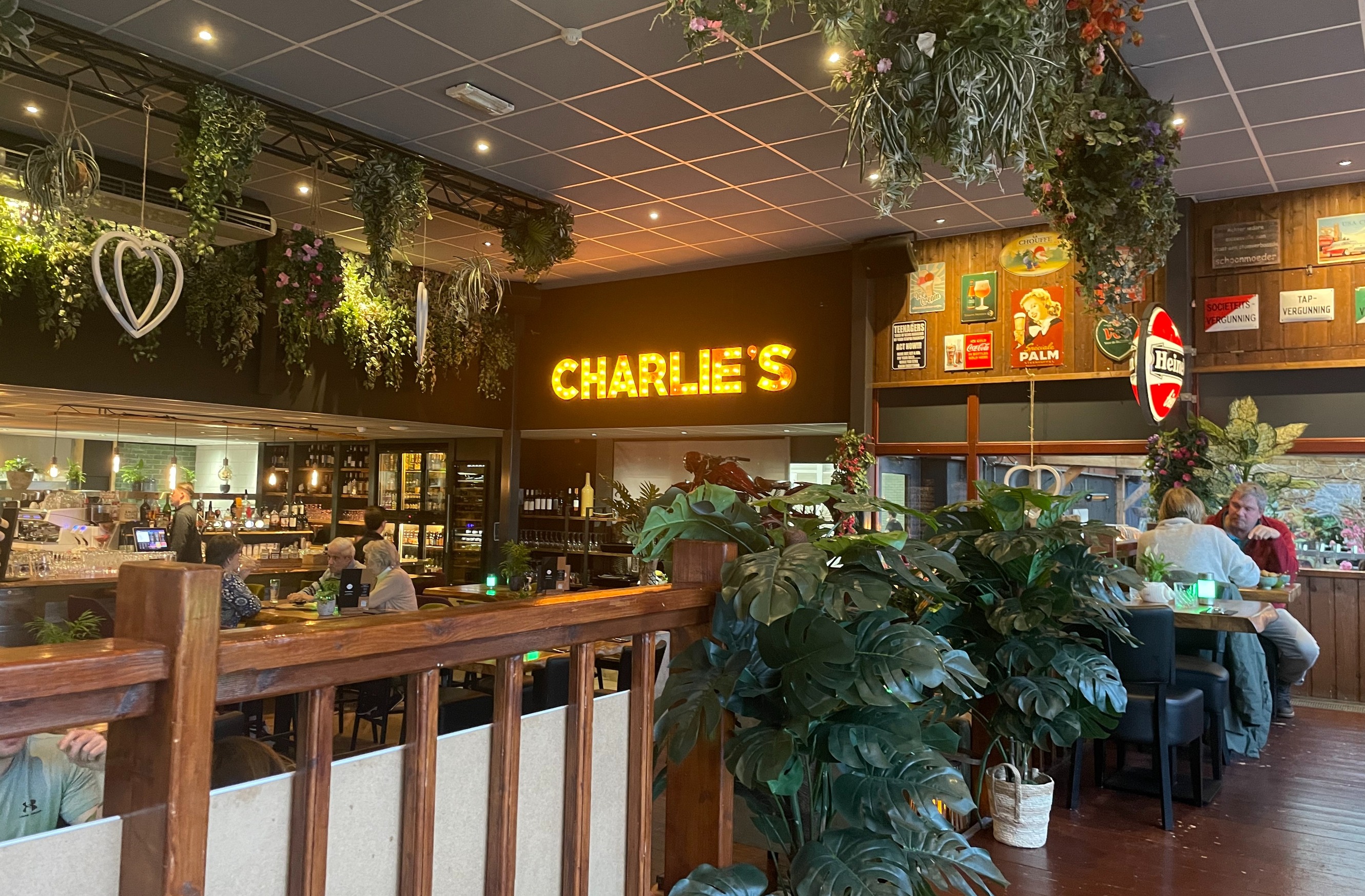 Charlie's Eetcafé
