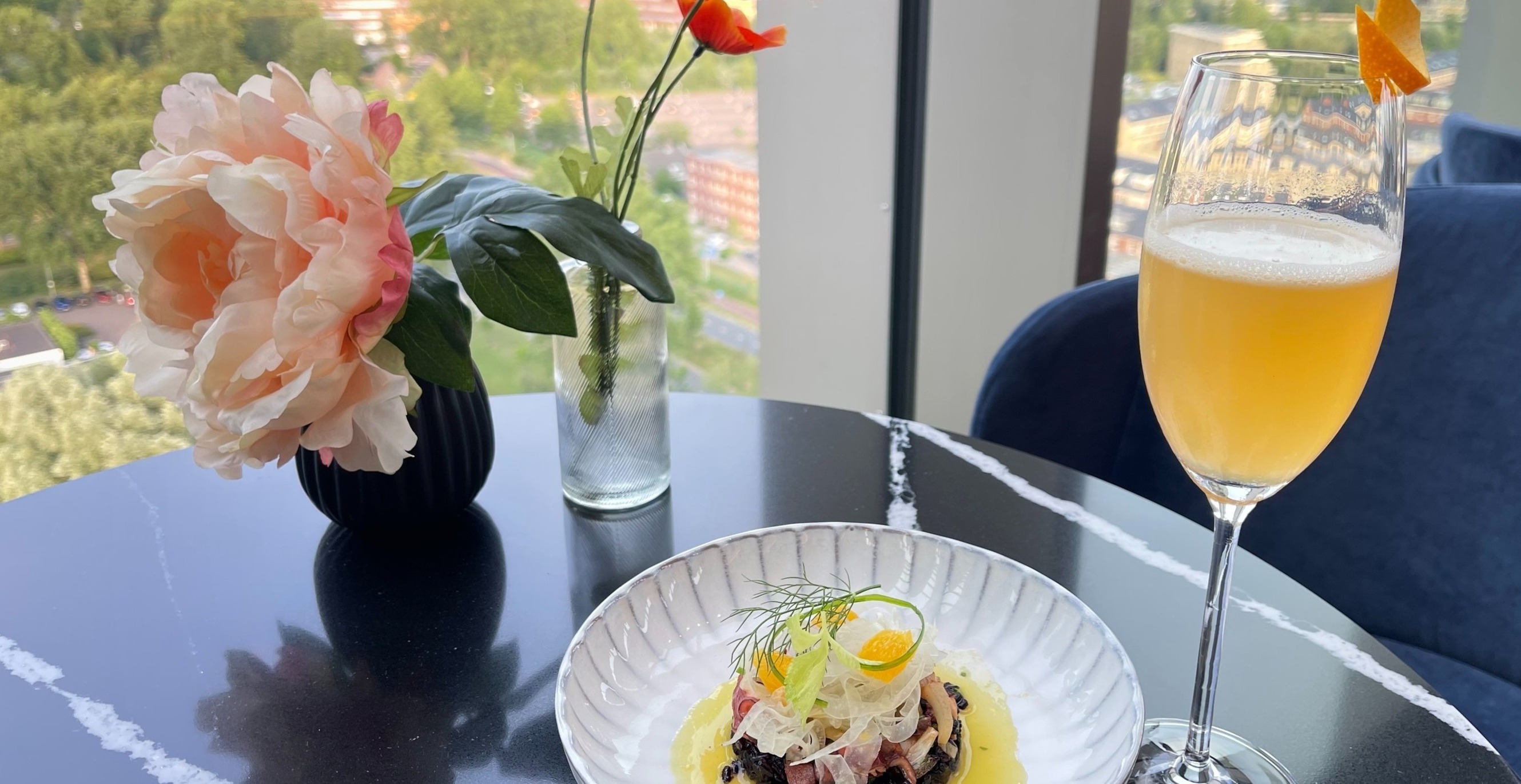 Rooftop Restaurant 16th