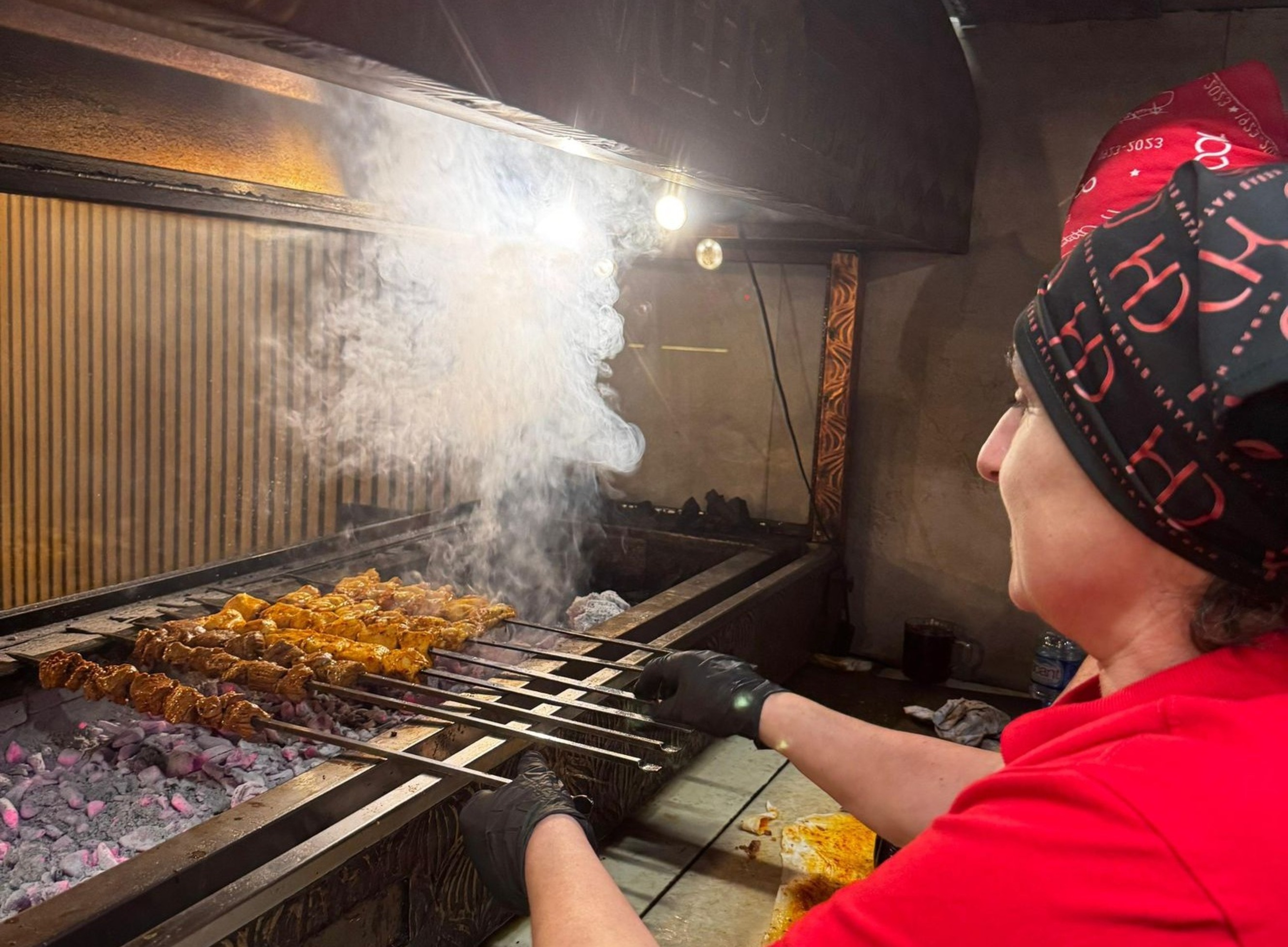 De strijd aan met fabriekskebap: het succes van Nefis Kebap