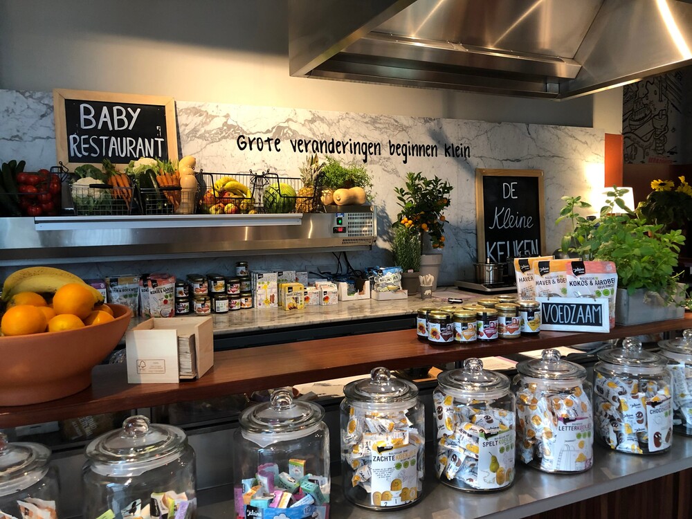 Eerste babyrestaurant opent in Foodhallen Rotterdam