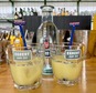 Egbert aan Zee - pastis in het glas - strantent Rockanje - de Buik van Rotterdam.jpg