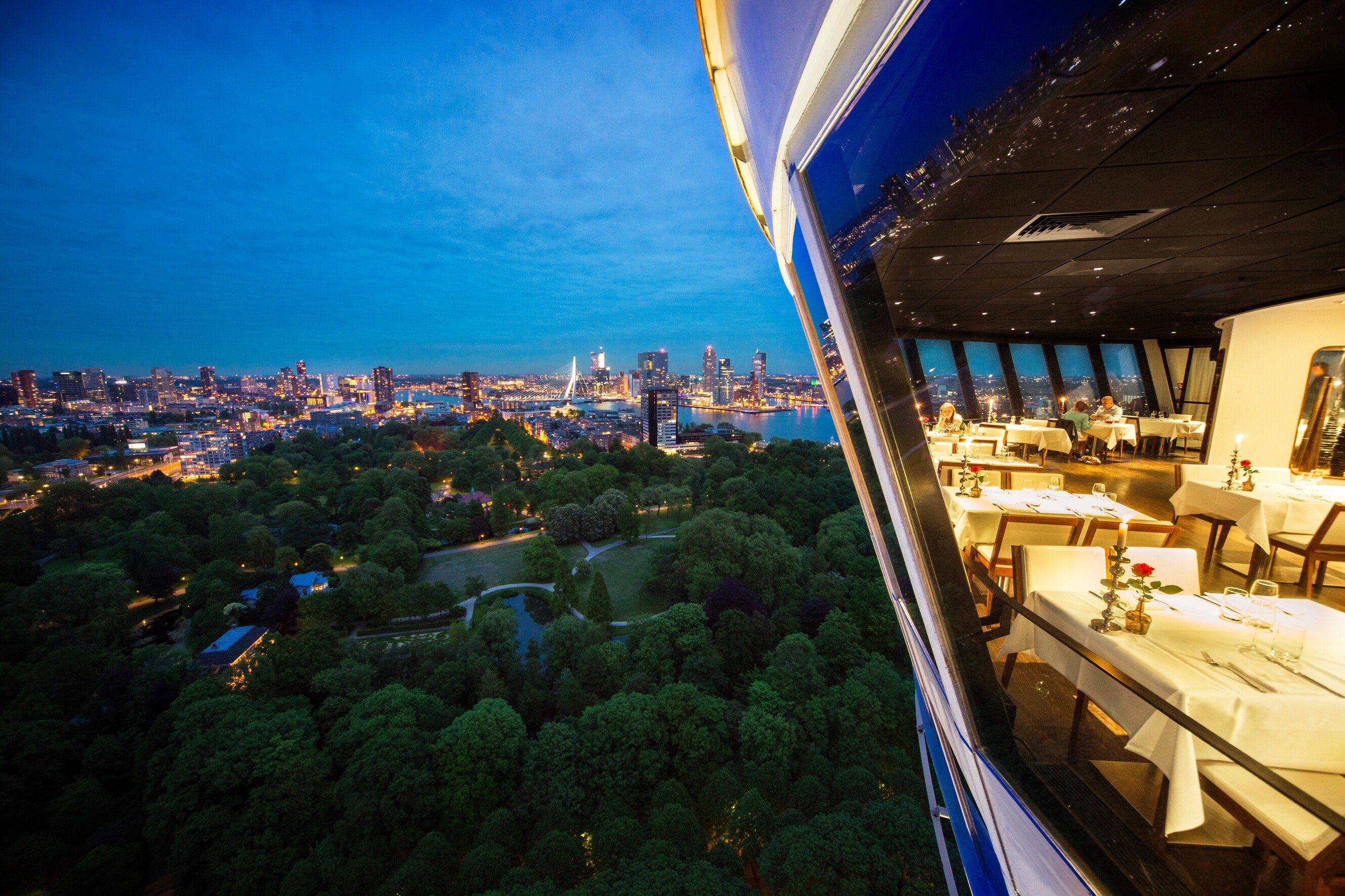 Een nieuw jasje voor de Euromast brasserie
