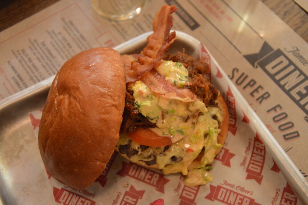 De eerste Jamie Oliver’s Diner opent in Rotterdam