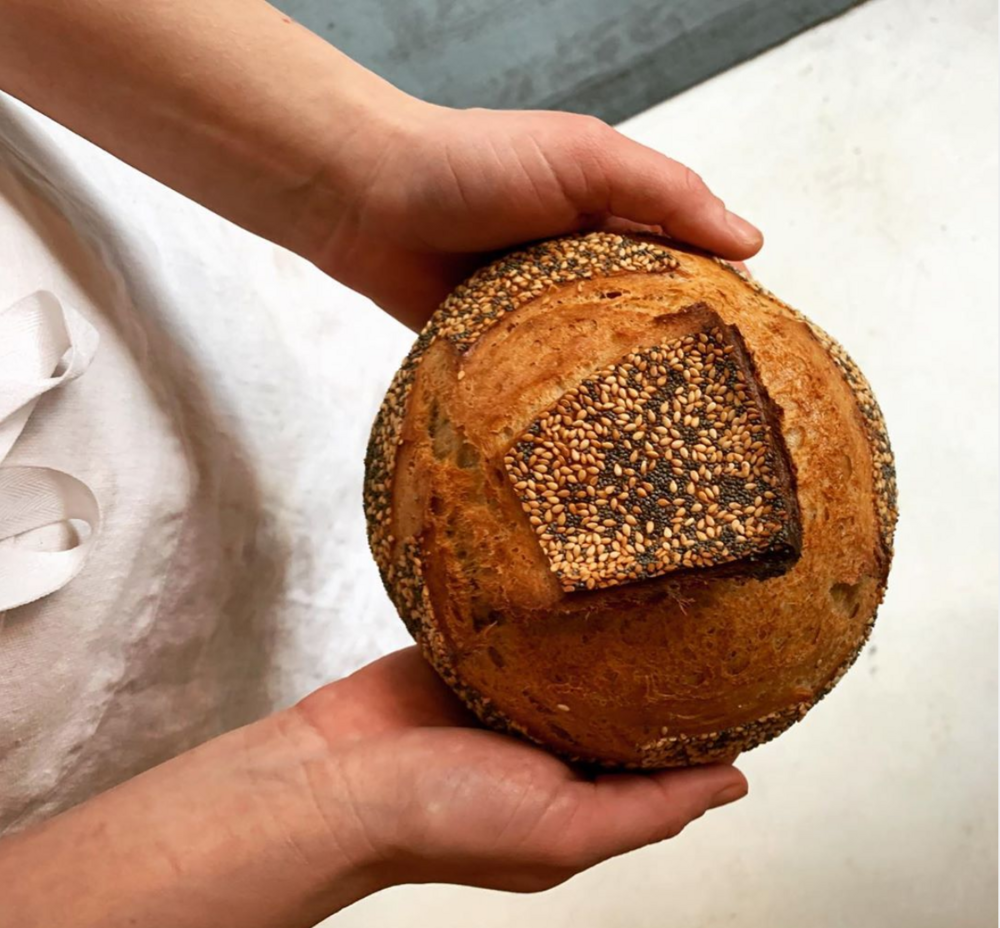Florence Gramende combineert passie voor brood en wijn met levain et le vin